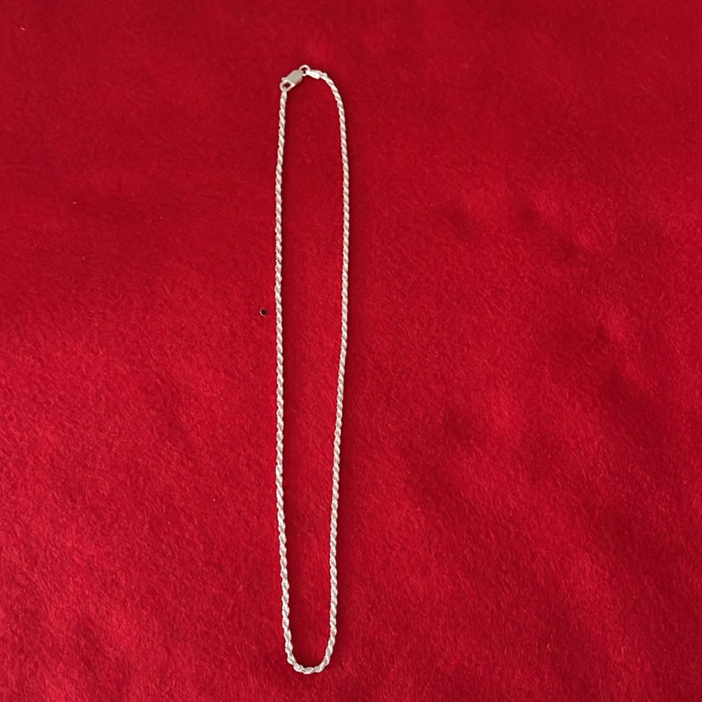 Mirabella Silver Chain - Picture 2 of 4
